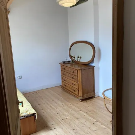 Rustic Next To * كونستانتا